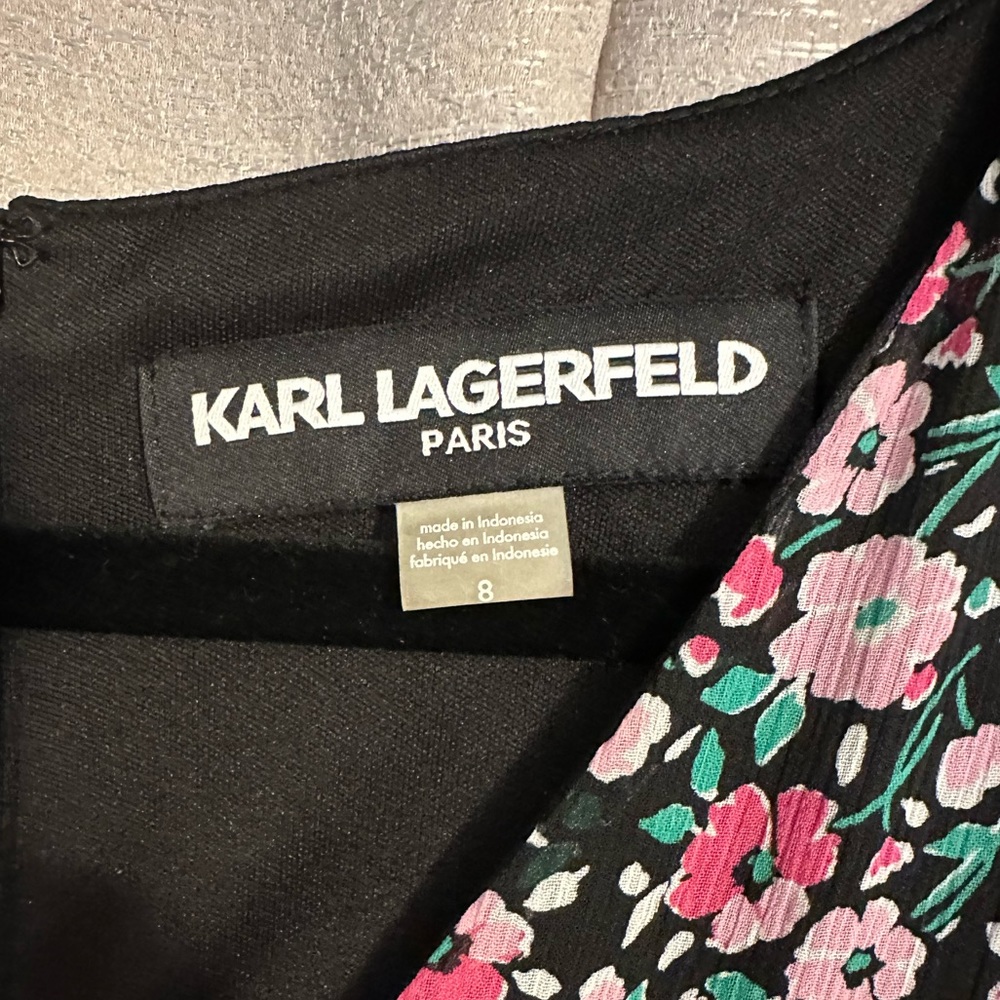 Karl Lagerfeld Paris Floral Short Sleeve Chiffon Faux Wrap Dress - Picture 8 of 8